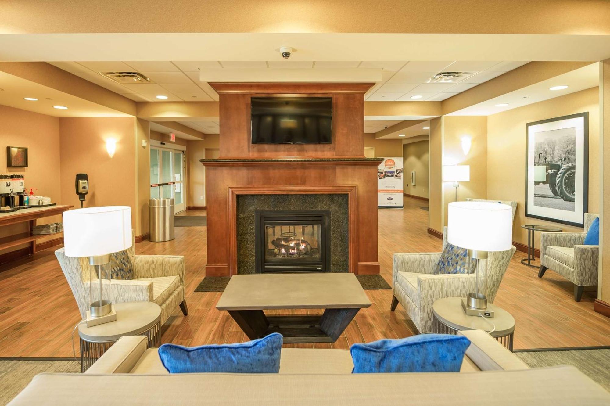 Hampton Inn Presque Isle Exterior foto